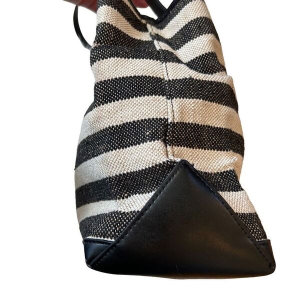 Nanette Lepore black creme striped purse cloth vegan leather - Picture 5 of 15